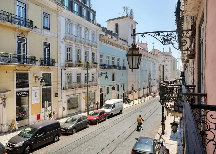 Chiado Urban *