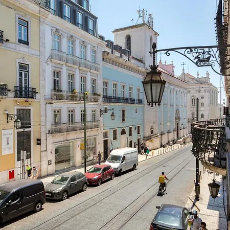 Chiado Urban *